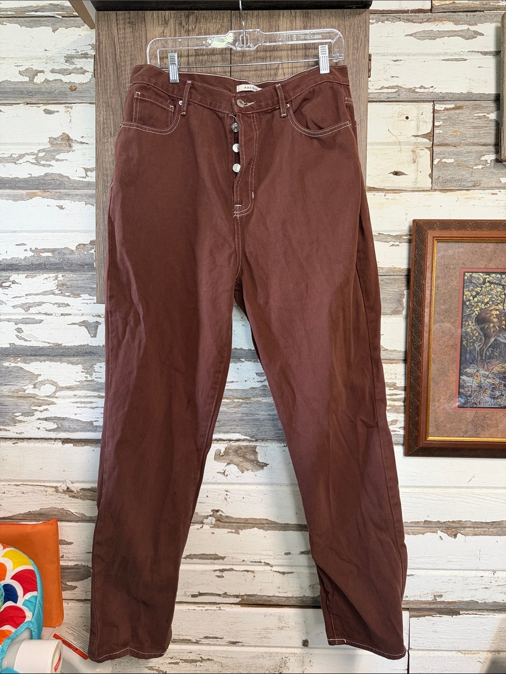 PacSun Relaxed Button-Fly Jeans in Chestnut Brown